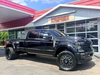 2022 Ford F-450 Super Duty Platinum