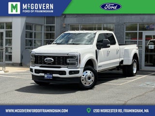 2025 Ford F-450 Super Duty Platinum