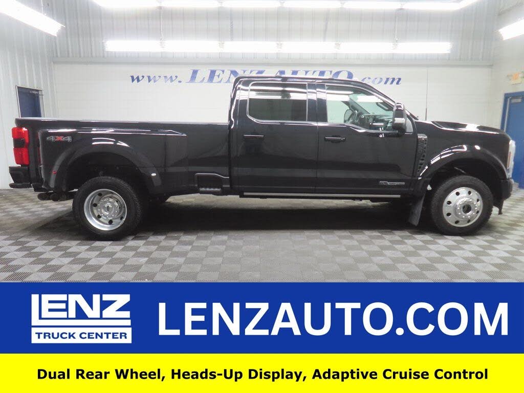 2025 Ford F-450 Super Duty Platinum