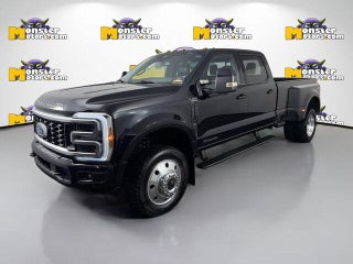 2025 Ford F-450 Super Duty Platinum