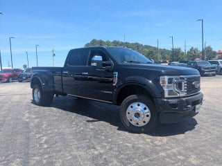 2022 Ford F-450 Super Duty Platinum
