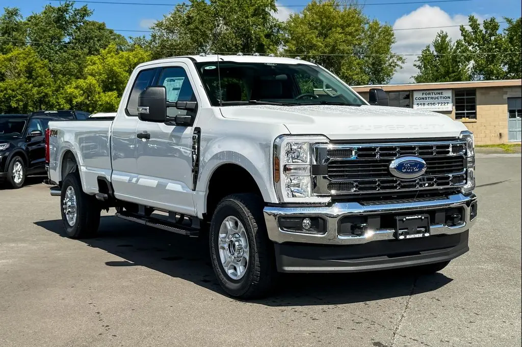 2026 Ford F-350 XLT