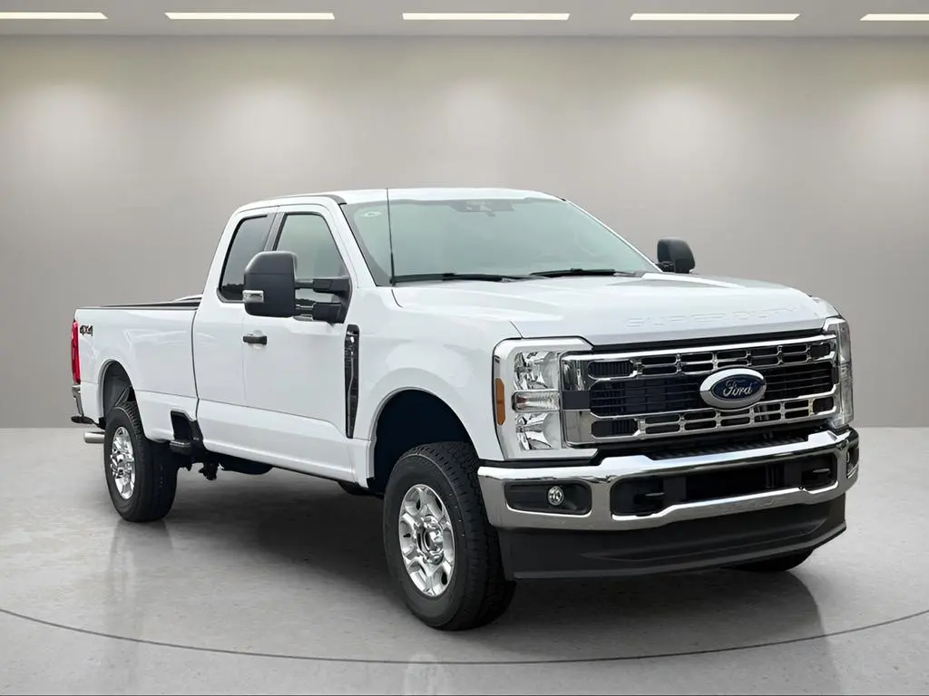 2026 Ford F-350 XLT