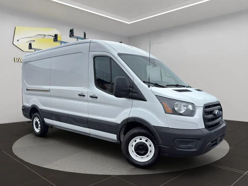 2024 Ford Transit Medium Roof