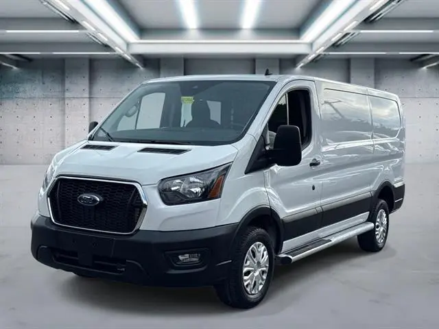 2025 Ford Transit-250 Low Roof