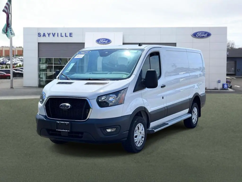 2025 Ford Transit-250 Low Roof