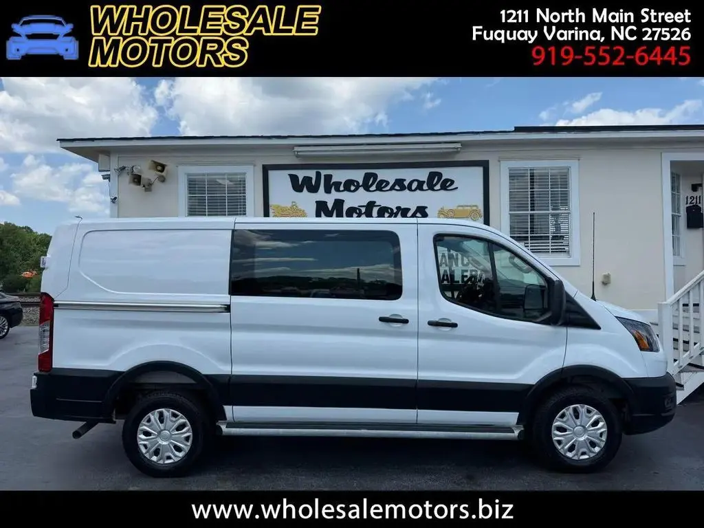 2025 Ford Transit-250 Low Roof
