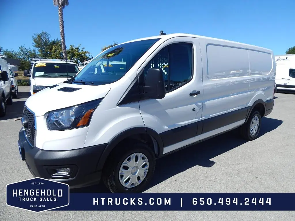2025 Ford Transit-250 Low Roof