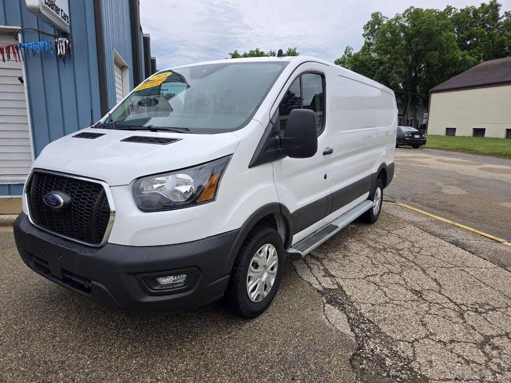 2025 Ford Transit-250 Low Roof