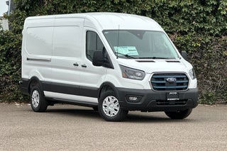 2025 Ford E-Transit Medium Roof