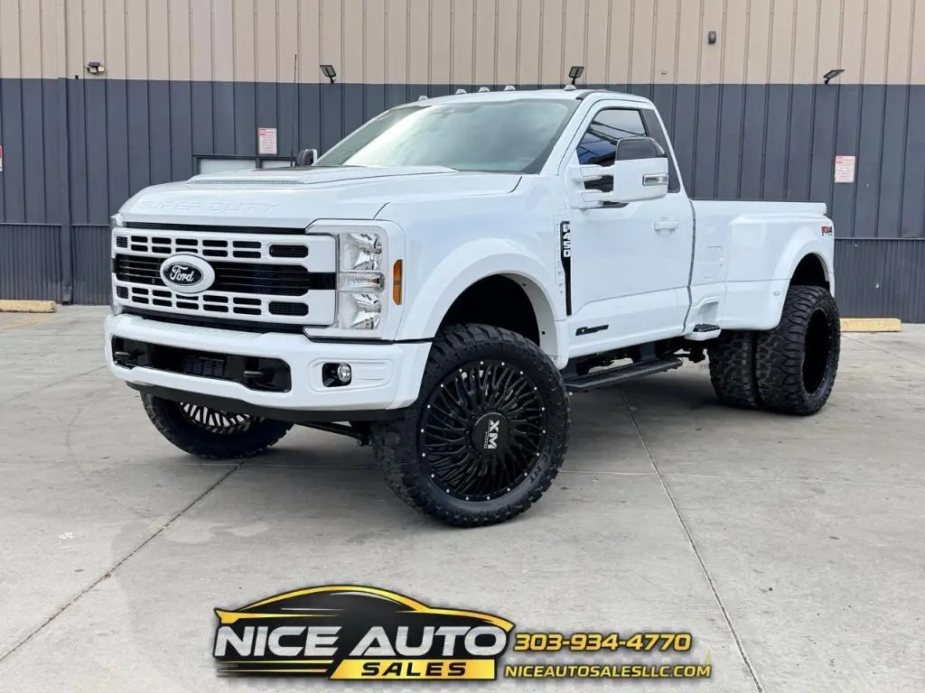 2026 Ford F-450 Super Duty XLT