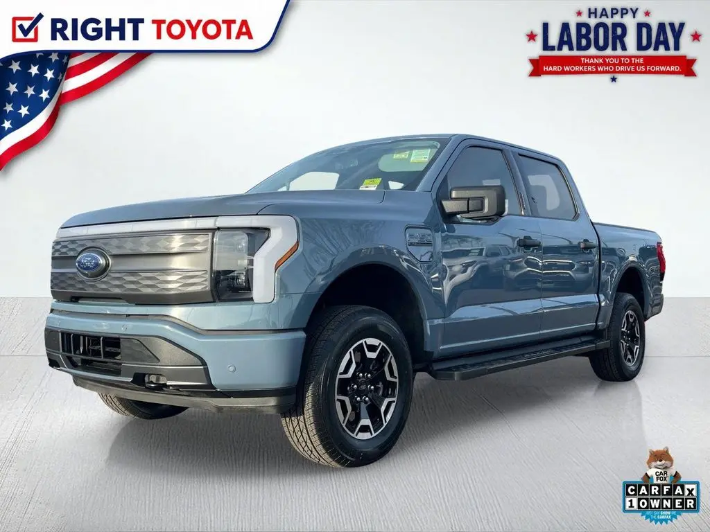 2023 Ford F-150 Lightning XLT