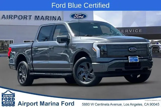 2022 Ford F-150 Lightning Lariat
