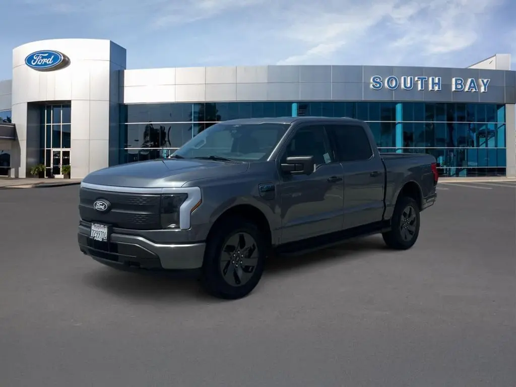 2024 Ford F-150 Lightning XLT