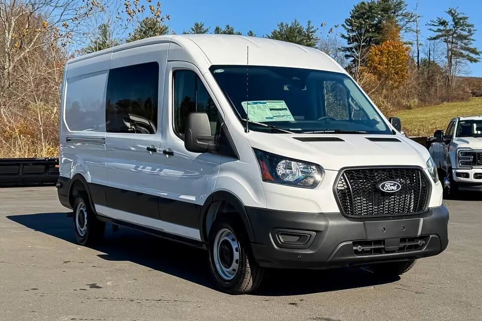 2026 Ford Transit-150 MR Cargo
