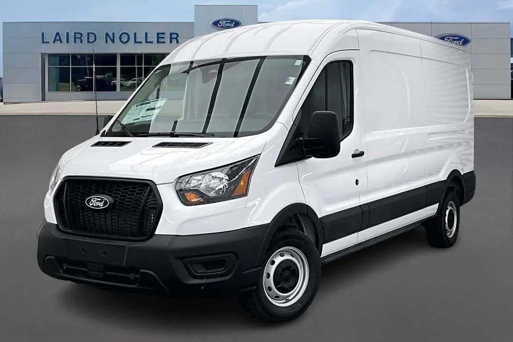 2026 Ford Transit Cargo Medium Roof