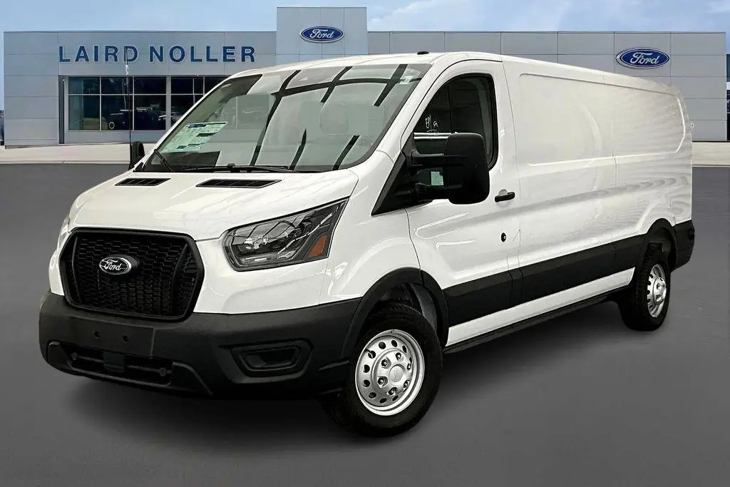 2025 Ford Transit-150 XL