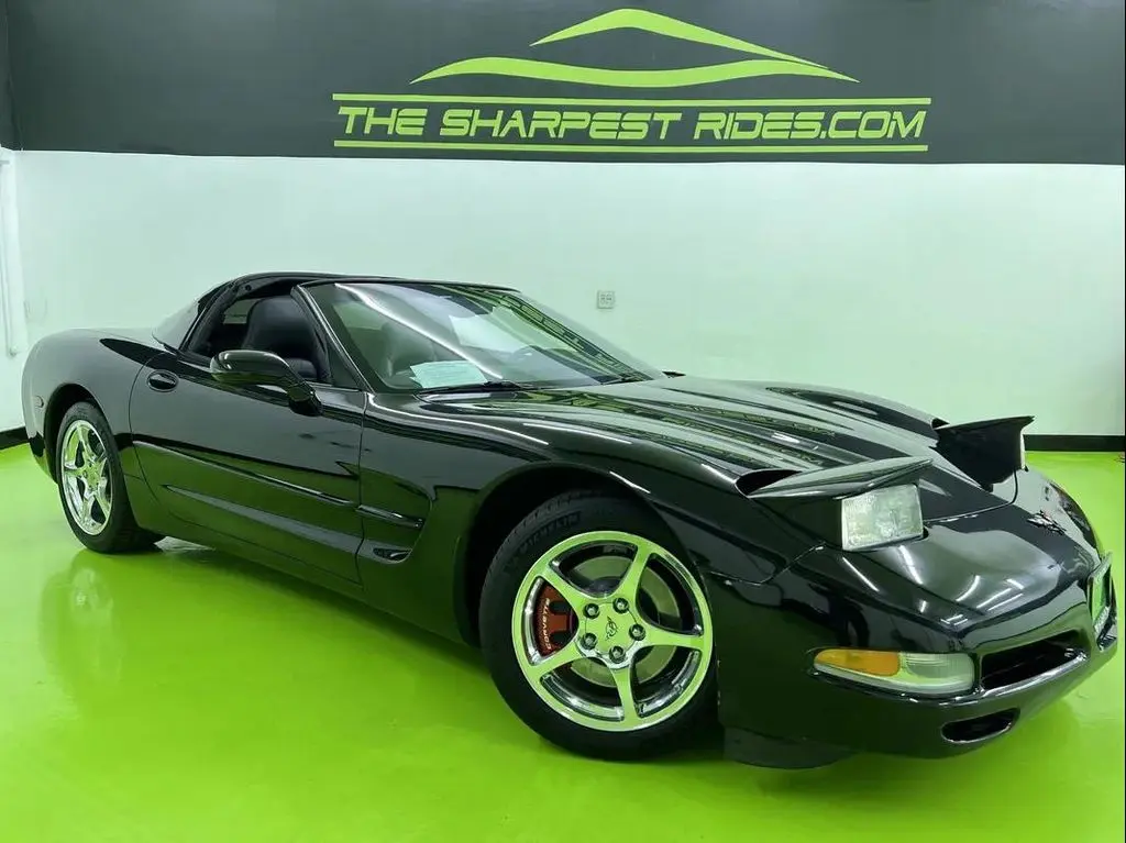 2004 Chevrolet Corvette Base