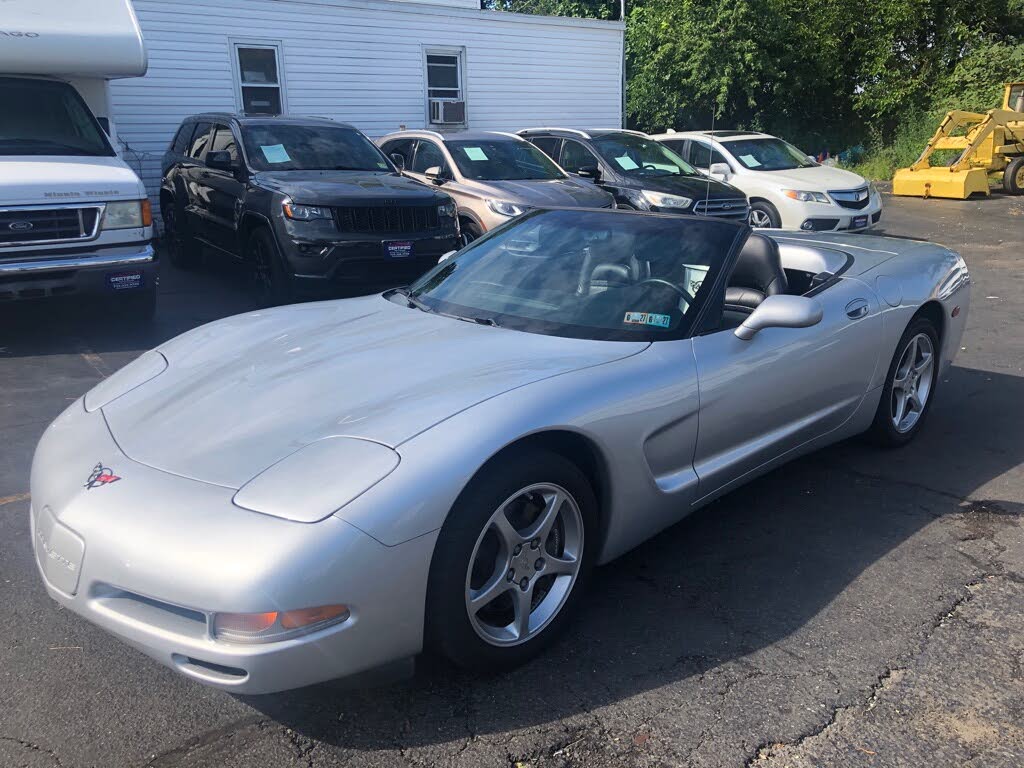 2001 Chevrolet Corvette Base