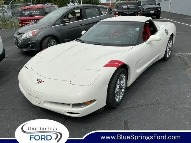 2001 Chevrolet Corvette Base