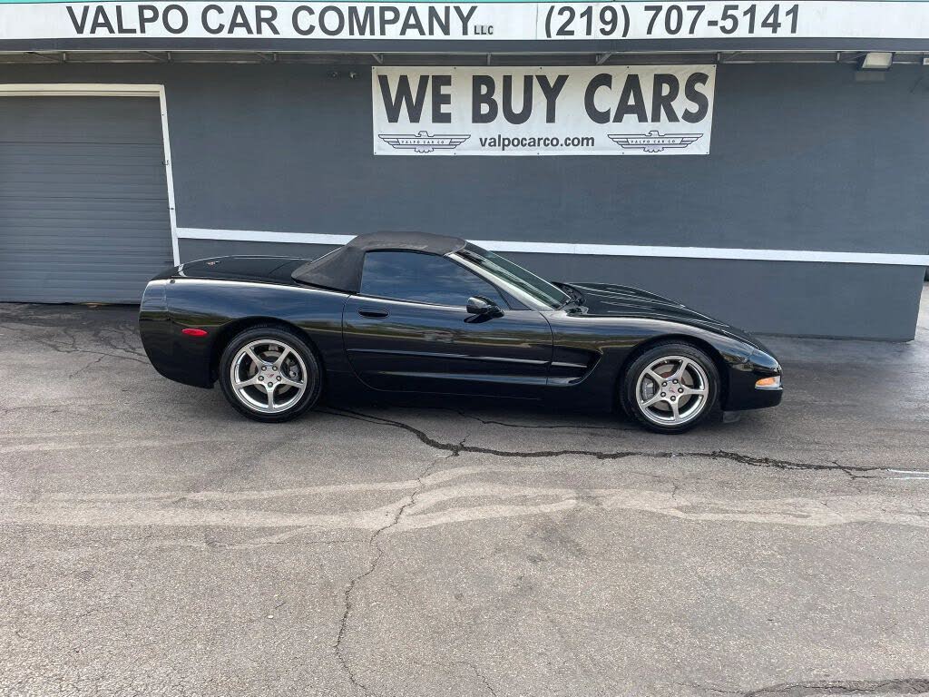 2004 Chevrolet Corvette Base