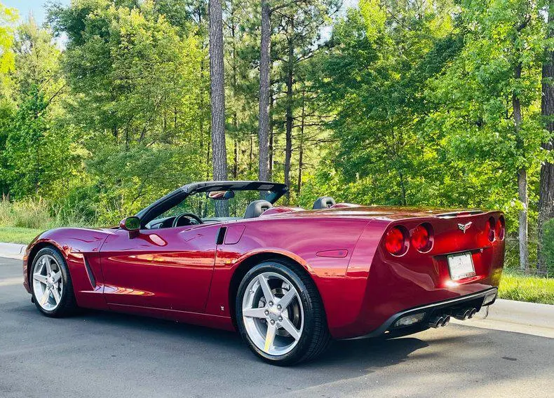 2006 Chevrolet Corvette Base