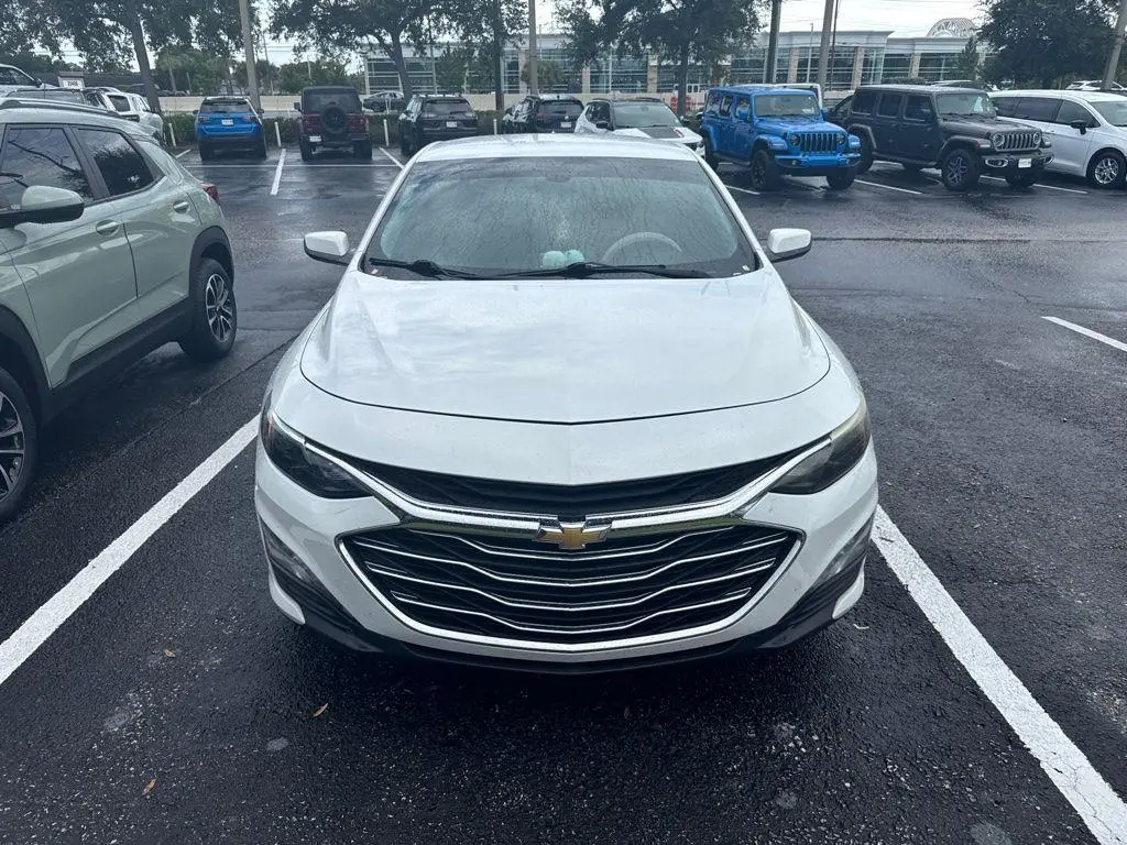 2022 Chevrolet Malibu LT