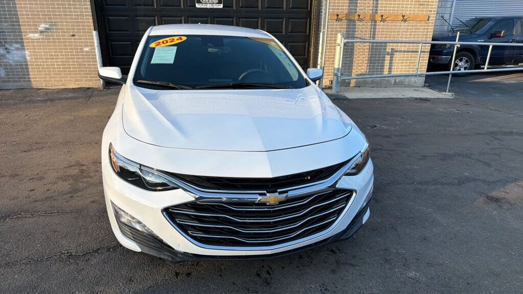 2024 Chevrolet Malibu LT