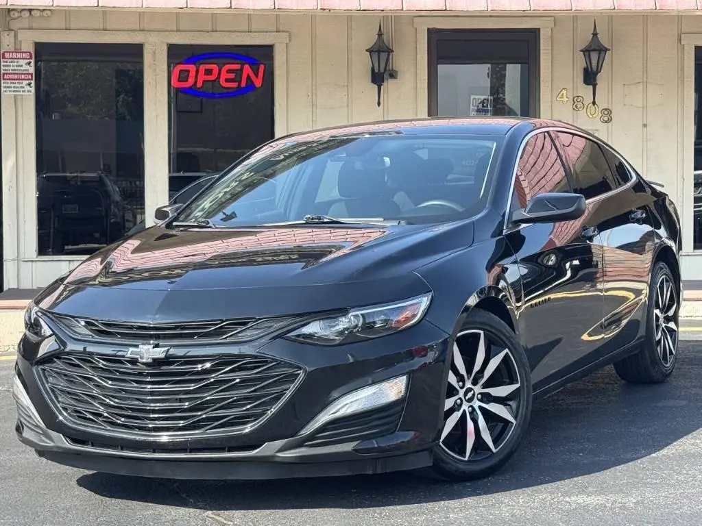 2023 Chevrolet Malibu RS