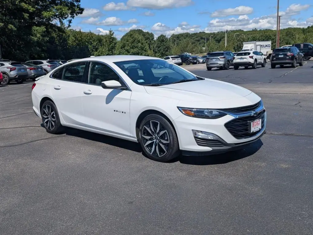 2023 Chevrolet Malibu RS