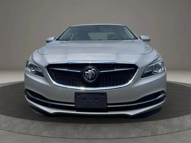 2017 Buick LaCrosse Essence