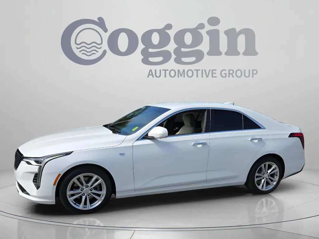 2025 Cadillac CT4 Luxury
