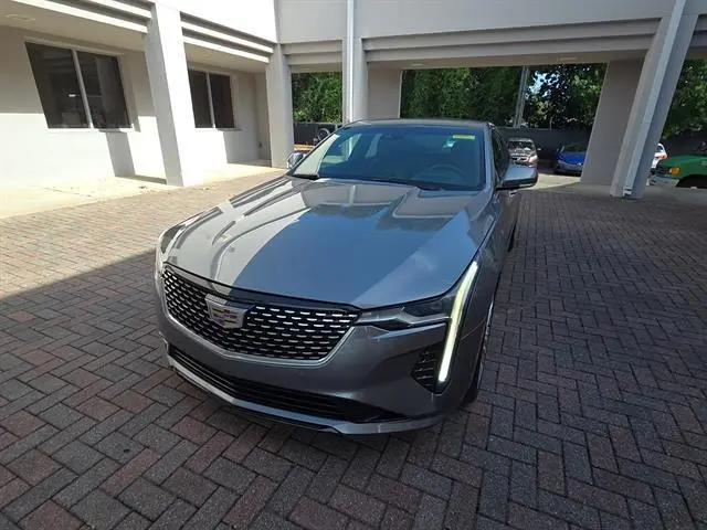 2022 Cadillac CT4 Premium Luxury