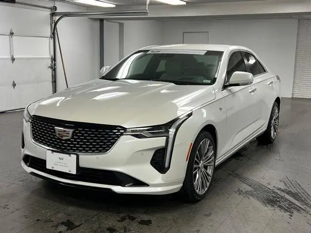2025 Cadillac CT4 Premium Luxury