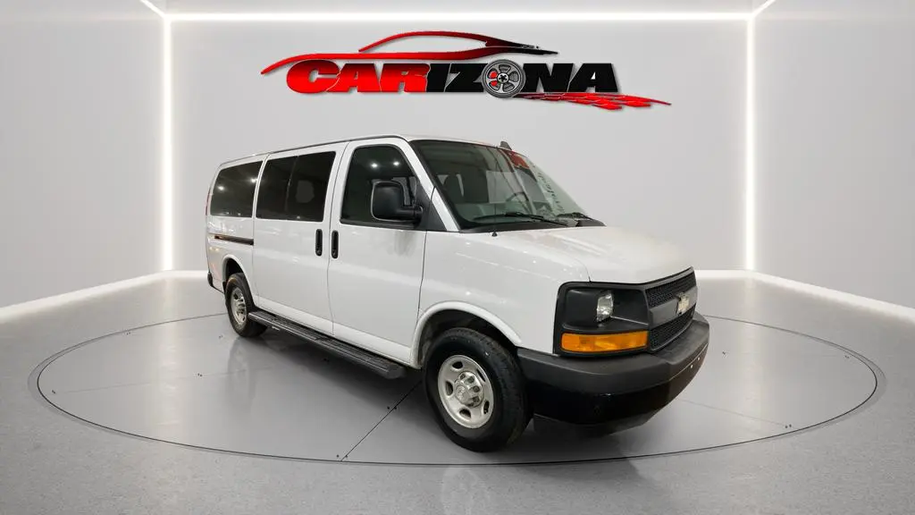 2017 Chevrolet Express 3500 LS
