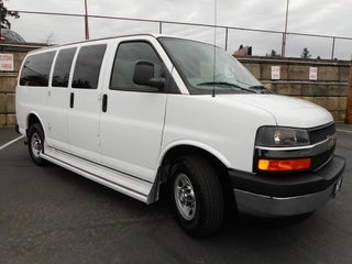 2017 Chevrolet Express 3500 LT