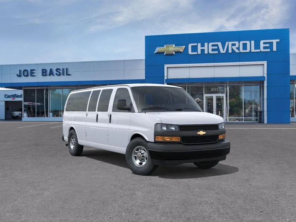 2026 Chevrolet Express LS Ext