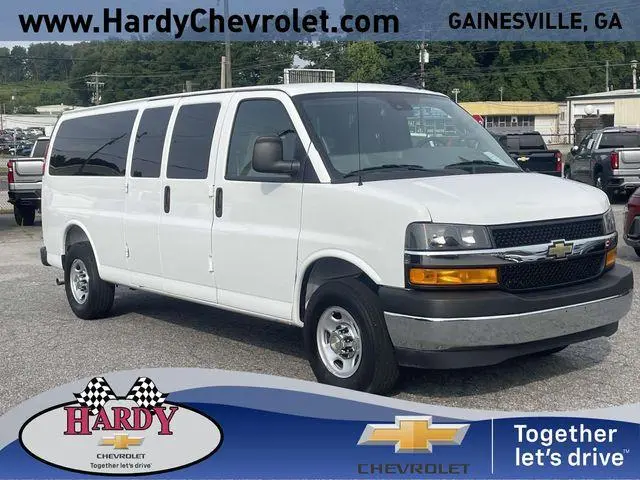 2025 Chevrolet Express 3500 LT Ext