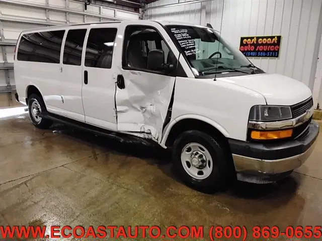 2020 Chevrolet Express LT