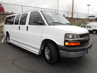 2017 Chevrolet Express Passenger LT Ext
