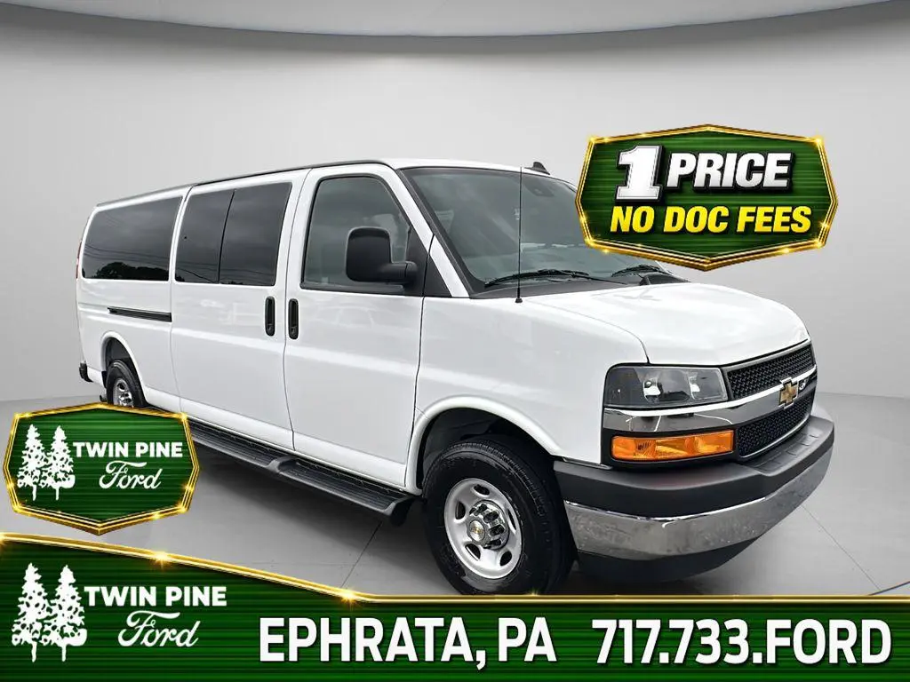 2025 Chevrolet Express LT Ext