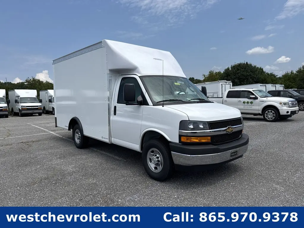 2026 Chevrolet Express 3500
