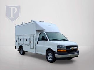 2025 Chevrolet Express Chassis 3500