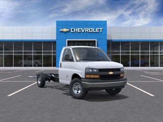 2025 Chevrolet Express Chassis 3500