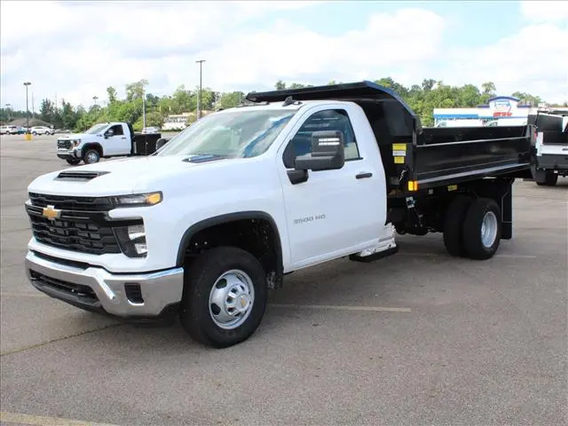 2025 Chevrolet Silverado 3500 WT