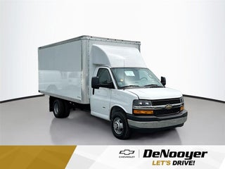 2024 Chevrolet Express 3500