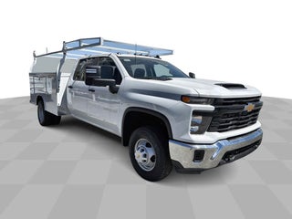 2025 Chevrolet Silverado 3500 Work Truck