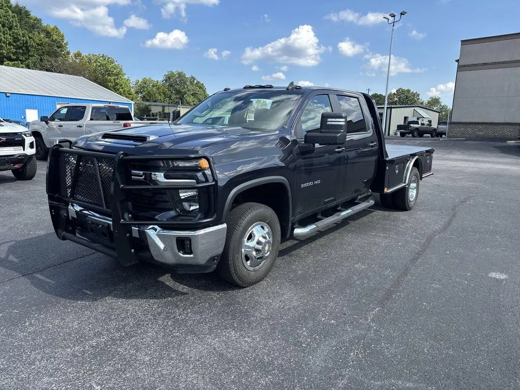 2024 Chevrolet Silverado 3500 LT