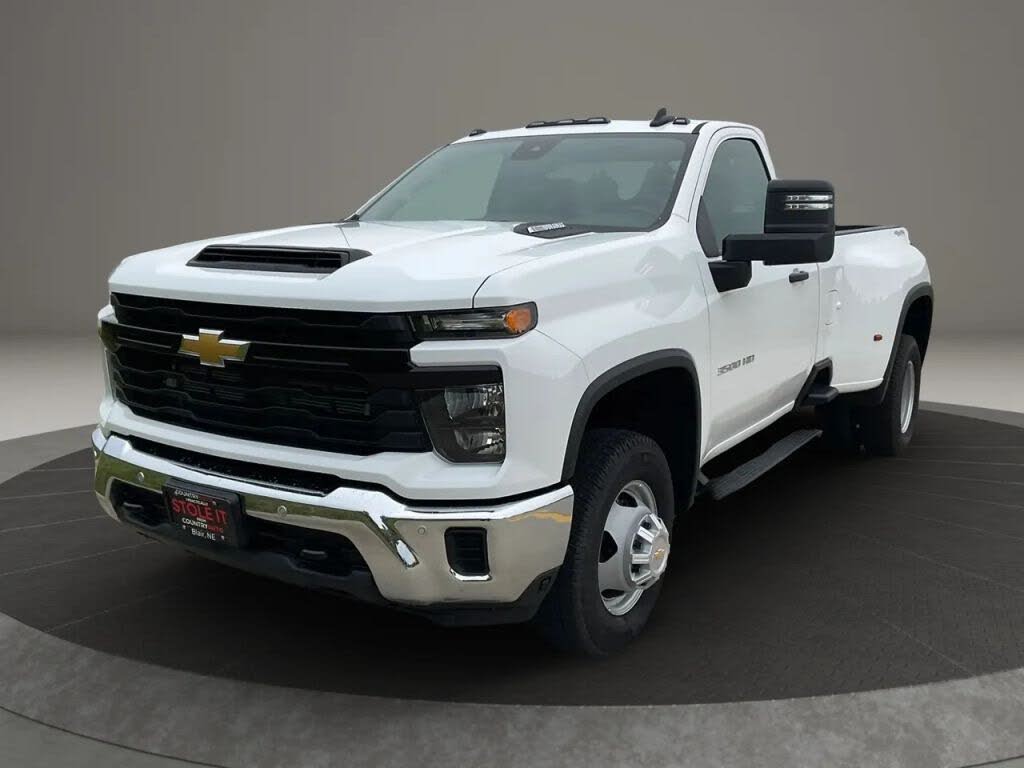 2025 Chevrolet Silverado 3500 WT