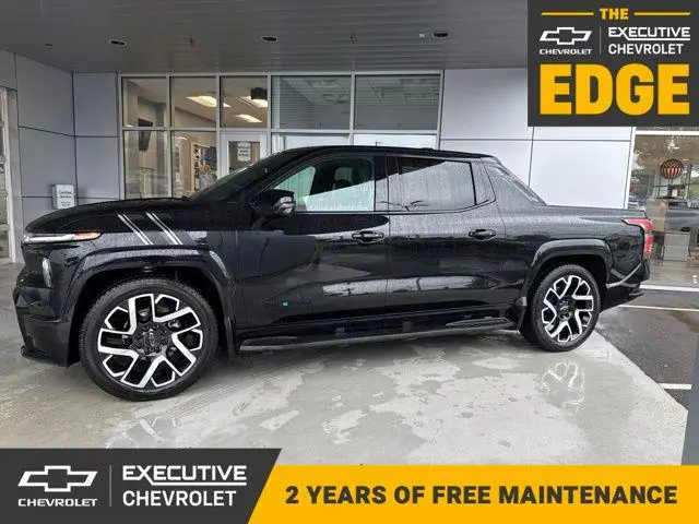 2025 Chevrolet Silverado EV RST